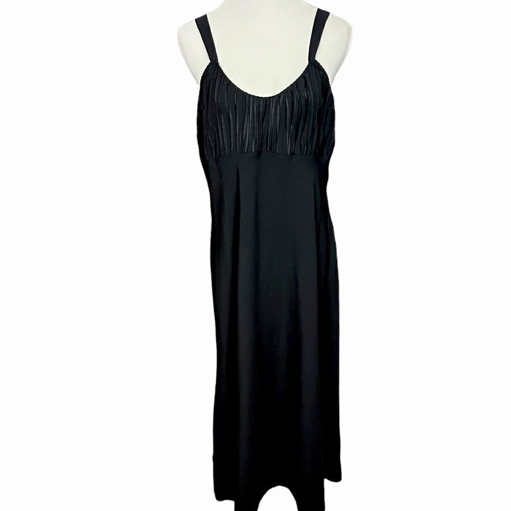 Vintage 90’s Vanity Fair Black Slip Dress Night Gown M/L